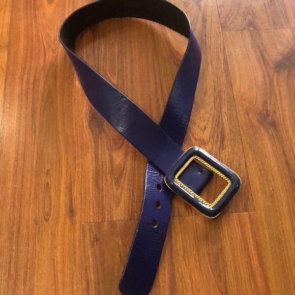 St.John vintage enamel Blue leather ￼belt size XS/s main image 5